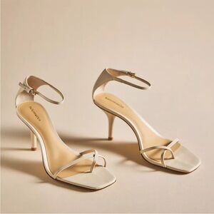 NEW Reformation Gigi Strappy Mid Heel Sandal White Size Bridal